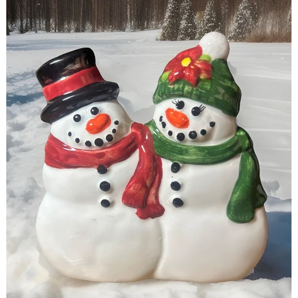 Snowfolk Napkin Holder Publix Holiday Collectible Ceramic Snowmen Red Green NIB
